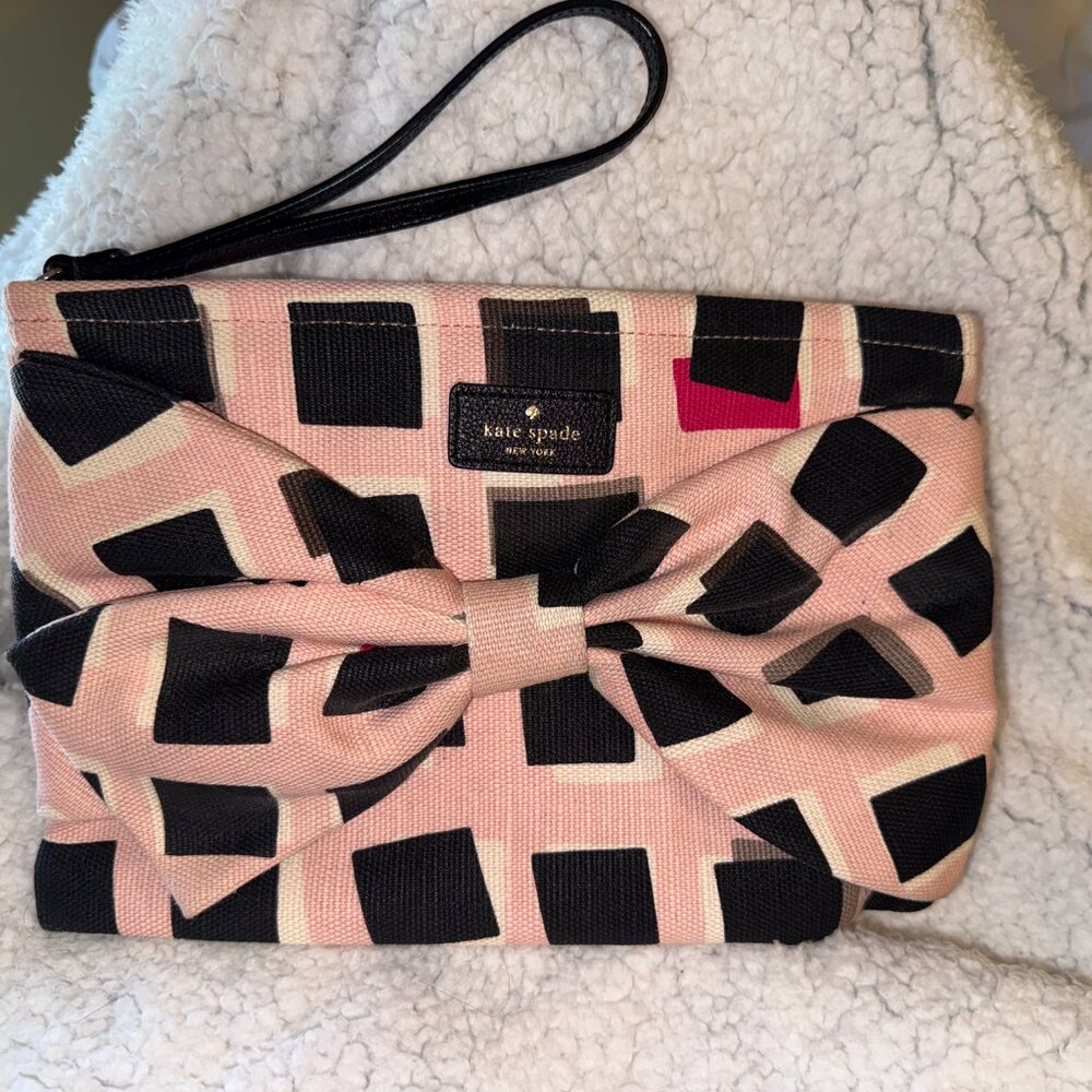 Kate Spade cloth clutch/wristlet like new, black and pink design.